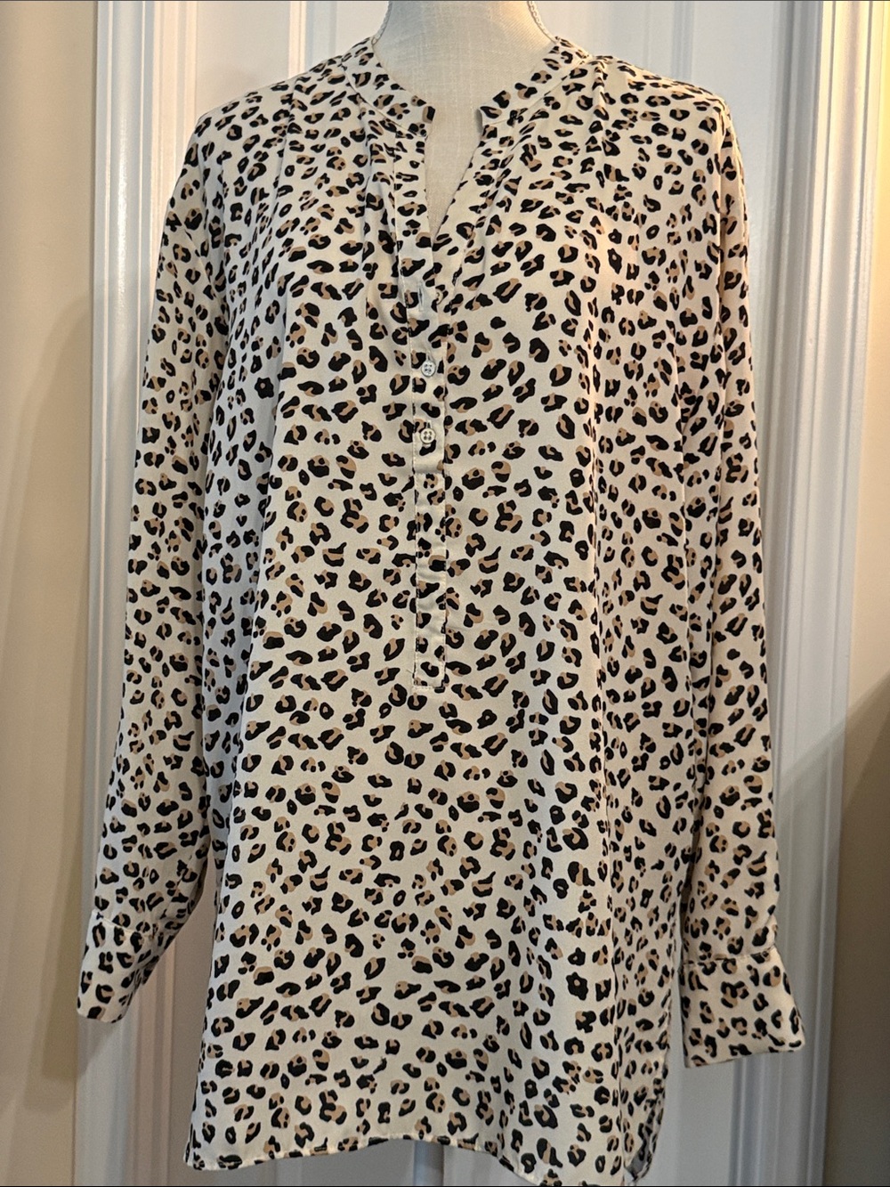 Zac & Rachel Leopard Print Top in Cream, Black, Tan